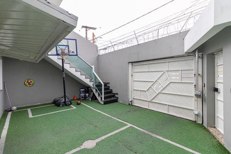 Casa à venda com 300m², 4 quartos e 4 vagasGaragem