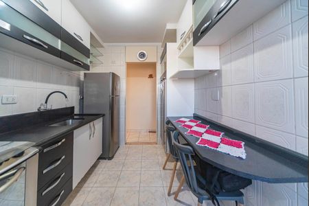 Apartamento à venda com 55m², 2 quartos e 1 vagaCozinha 