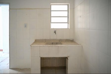 Sala/Cozinha de casa para alugar com 1 quarto, 50m² em Vila Moraes, São Paulo