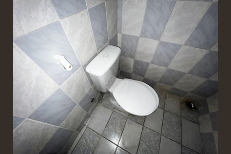 Casa à venda com 164m², 3 quartos e 3 vagasBanheiro da garagem