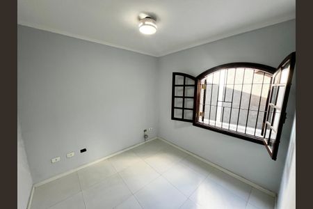Casa à venda com 164m², 3 quartos e 3 vagasQuarto Casa 2