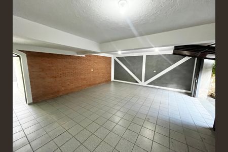 Casa à venda com 164m², 3 quartos e 3 vagasGaragem