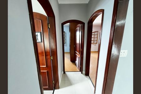 Casa à venda com 164m², 3 quartos e 3 vagasCorredor