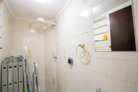 Casa à venda com 215m², 3 quartos e 2 vagasBanheiro de serviço