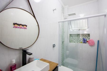 Casa à venda com 215m², 3 quartos e 2 vagasBanheiro do quarto 3