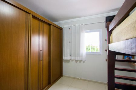 Casa à venda com 215m², 3 quartos e 2 vagasQuarto 2 - Suíte