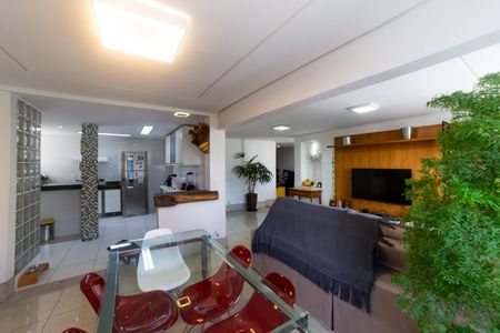 Sala de apartamento à venda com 3 quartos, 105m² em Cruzeiro, Belo Horizonte