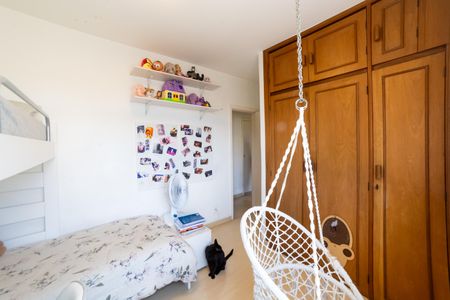 Apartamento à venda com 105m², 3 quartos e 1 vagaQuarto 2
