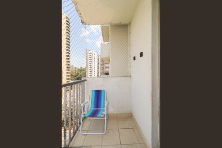 Varanda da Sala de apartamento à venda com 3 quartos, 65m² em Real Parque, São Paulo