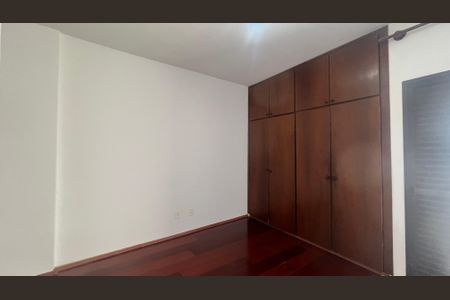 Apartamento à venda com 57m², 1 quarto e 1 vaga