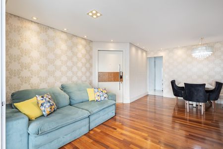 Apartamento à venda com 122m², 4 quartos e 2 vagas Apartamento à venda com 122m², 4 quartos e 2 vagasSala