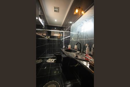 Apartamento para alugar com 70m², 2 quartos e 1 vaga Apartamento para alugar com 70m², 2 quartos e 1 vagaBanheiro