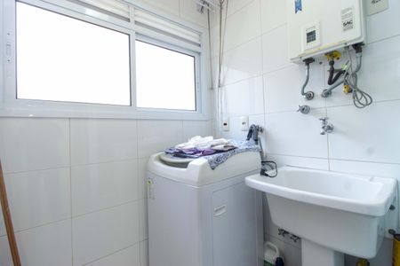 Apartamento para alugar com 100m², 2 quartos e 3 vagas Apartamento para alugar com 100m², 2 quartos e 3 vagasÁrea de Serviço