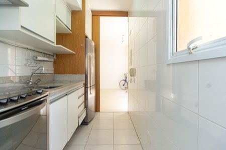 Apartamento para alugar com 100m², 2 quartos e 3 vagas Apartamento para alugar com 100m², 2 quartos e 3 vagasCozinha