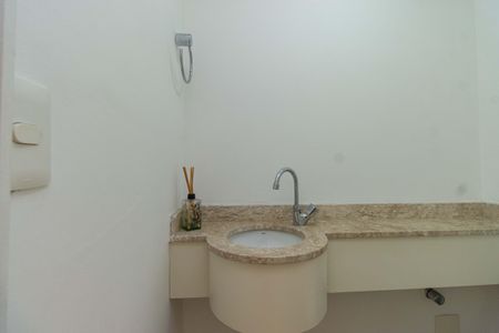 Apartamento para alugar com 100m², 2 quartos e 3 vagas Apartamento para alugar com 100m², 2 quartos e 3 vagasLavabo