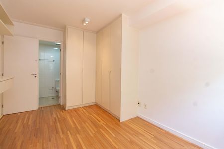 Apartamento para alugar com 100m², 2 quartos e 3 vagas Apartamento para alugar com 100m², 2 quartos e 3 vagasSuíte 2