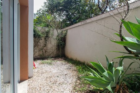 Apartamento para alugar com 100m², 2 quartos e 3 vagas Apartamento para alugar com 100m², 2 quartos e 3 vagasÁrea Externa