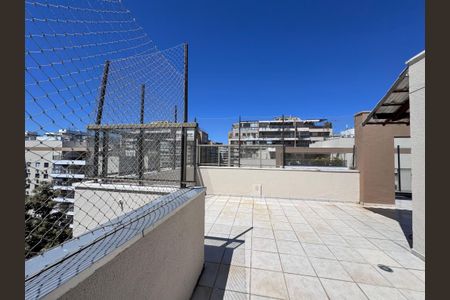 Apartamento para alugar com 211m², 3 quartos e 2 vagasTerraço