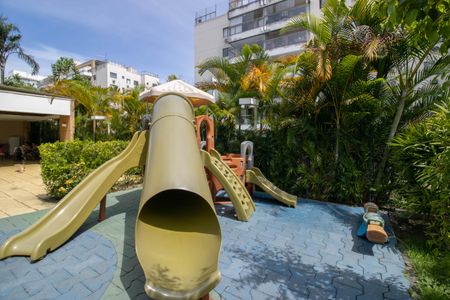 Apartamento para alugar com 211m², 3 quartos e 2 vagasÁrea comum