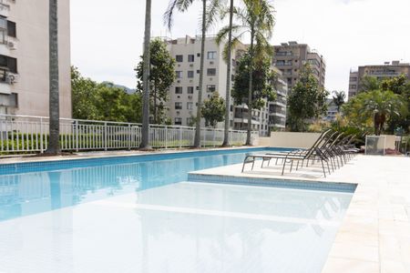 Apartamento para alugar com 211m², 3 quartos e 2 vagasÁrea comum