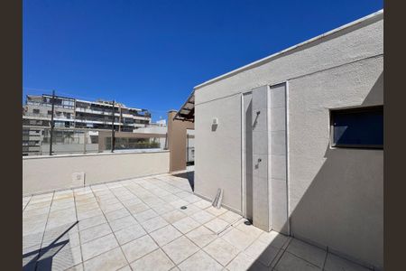 Apartamento para alugar com 211m², 3 quartos e 2 vagasTerraço