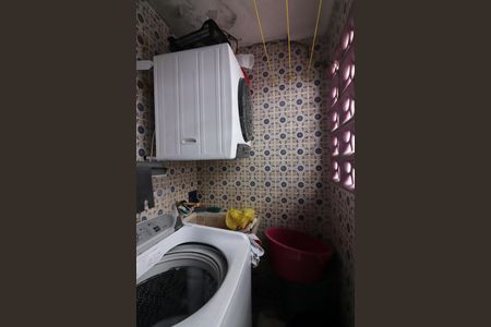 Casa à venda com 90m², 2 quartos e 1 vagaÁrea de Serviço