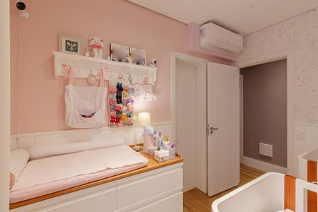 Apartamento à venda com 168m², 3 quartos e 3 vagas Apartamento à venda com 168m², 3 quartos e 3 vagasSuíte 1