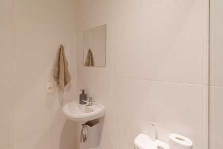 Apartamento à venda com 168m², 3 quartos e 3 vagas Apartamento à venda com 168m², 3 quartos e 3 vagasBanheiro de serviço