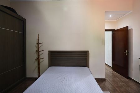 Casa de condomínio à venda com 140m², 3 quartos e 4 vagasQuarto 2