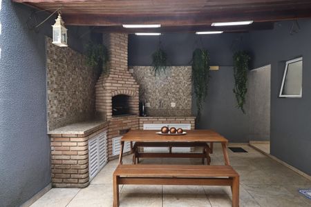 Casa de condomínio à venda com 140m², 3 quartos e 4 vagasÁrea gourmet