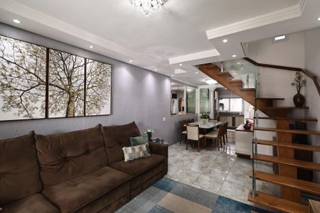 Casa de condomínio à venda com 140m², 3 quartos e 4 vagasSala