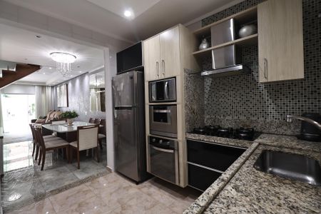 Casa de condomínio à venda com 140m², 3 quartos e 4 vagasCozinha