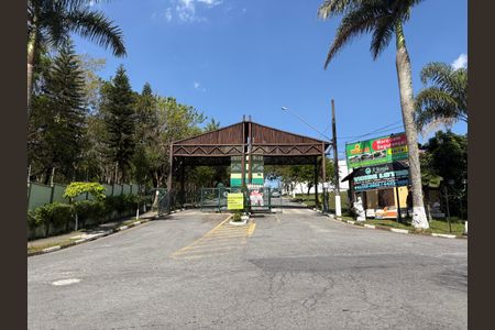 Casa de condomínio à venda com 140m², 3 quartos e 4 vagasFachada do condomínio