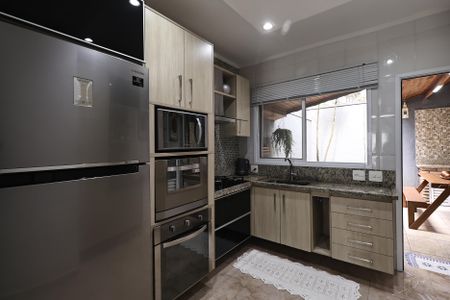 Casa de condomínio à venda com 140m², 3 quartos e 4 vagasCozinha