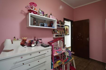 Casa de condomínio à venda com 140m², 3 quartos e 4 vagasQuarto 1