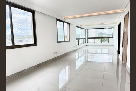 Apartamento para alugar com 4 quartos, 175m² em Liberdade, Belo Horizonte