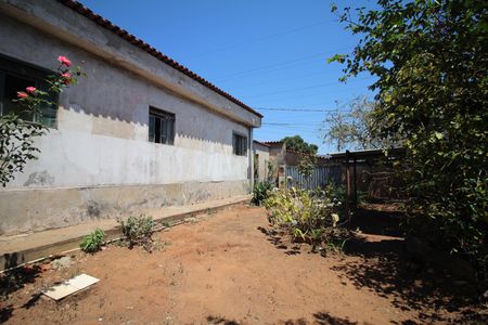 Casa à venda com 396m², 3 quartos e 6 vagasQuintal