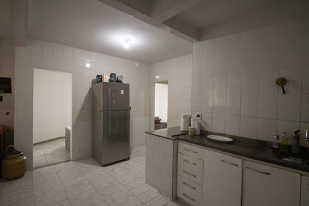 Apartamento para alugar com 140m², 2 quartos e 1 vaga Apartamento para alugar com 140m², 2 quartos e 1 vagaCozinha