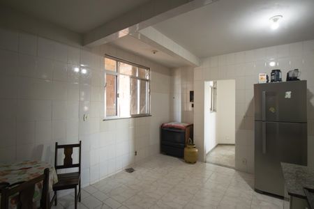 Apartamento para alugar com 140m², 2 quartos e 1 vaga Apartamento para alugar com 140m², 2 quartos e 1 vagaCozinha