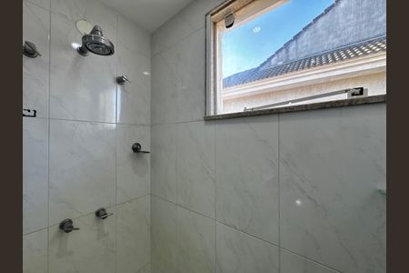 Casa de condomínio à venda com 280m², 4 quartos e 2 vagasSuíte 3 - Banheiro