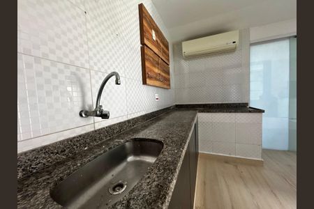 Casa de condomínio à venda com 280m², 4 quartos e 2 vagasÁrea Gourmet