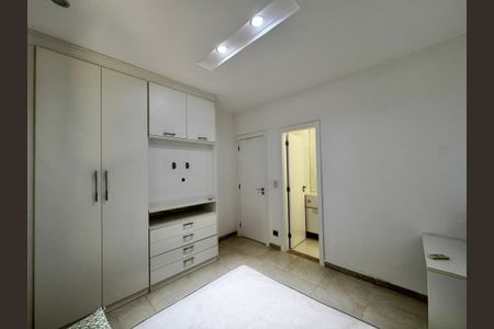 Casa de condomínio à venda com 280m², 4 quartos e 2 vagasSuíte 4