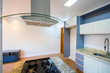 Apartamento à venda com 70m², 2 quartos e 1 vaga Apartamento à venda com 70m², 2 quartos e 1 vagaCozinha