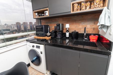 Apartamento à venda com 47m², 1 quarto e 1 vaga Apartamento à venda com 47m², 1 quarto e 1 vagaVaranda e Área de Serviço