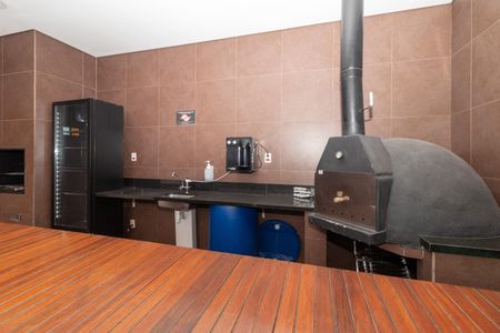 Apartamento à venda com 47m², 1 quarto e 1 vaga Apartamento à venda com 47m², 1 quarto e 1 vagaÁrea Comum - Churrasqueira