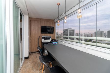 Apartamento à venda com 47m², 1 quarto e 1 vaga Apartamento à venda com 47m², 1 quarto e 1 vagaVaranda e Área de Serviço