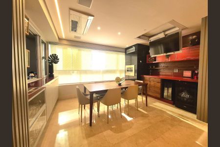 Apartamento à venda com 144m², 4 quartos e 3 vagasSala