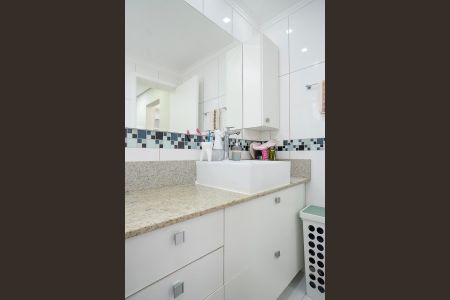 Apartamento à venda com 125m², 3 quartos e 3 vagasBanheiro da suíte