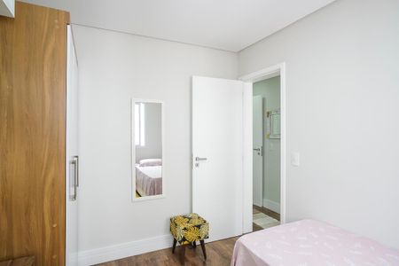 Apartamento à venda com 125m², 3 quartos e 3 vagasQuarto 2