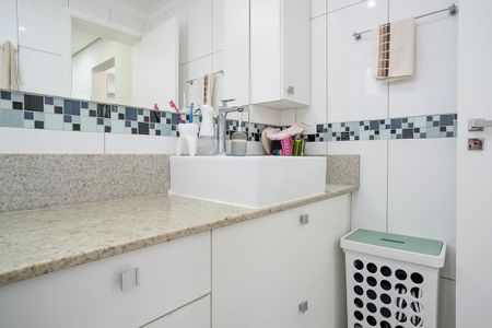 Apartamento à venda com 125m², 3 quartos e 3 vagasBanheiro da suíte
